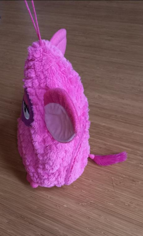 Furby plyšový mazlík, 32 cm vysoký, 