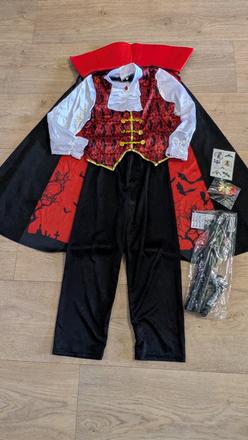 Ka273 karnevalový kostým upír vel. 7 - 8 let, 128,,