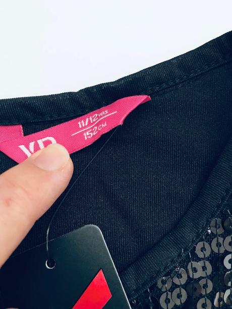 Ob/ tílko černé s flitry  - v.10/11 let, young dimension,146