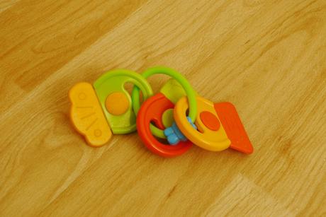 3 klice  chrastitka kousatka, 