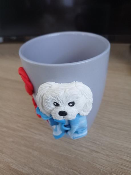 Hrnek zdobený se jménem lenka, 