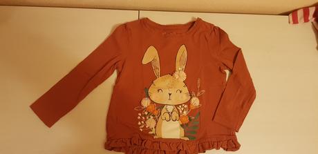 Triko se zajickem, c&a,110