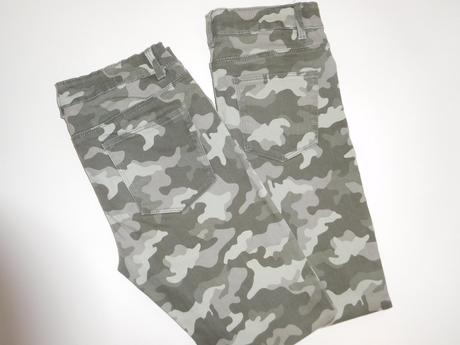 Maskáčové džíny vel. 140 a 146 pro dvojčata, 140