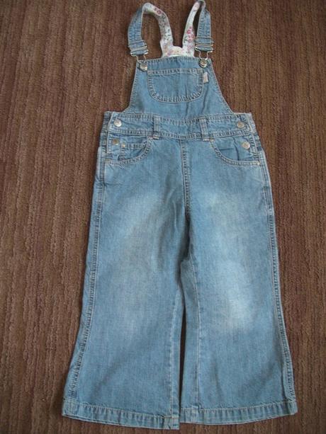 Krásné kalhoty s laclem h&m vel. 104-110, h&m,104