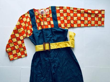 An13/ kostym bořek stavitel - v.6/8 let,