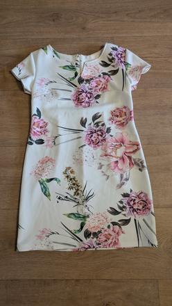 Krásné elastické šaty vel. m, m