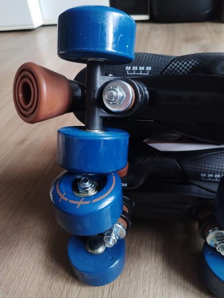 Dětské kolečkové brusle vel 32-35, 