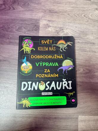Kniha dinosauři,