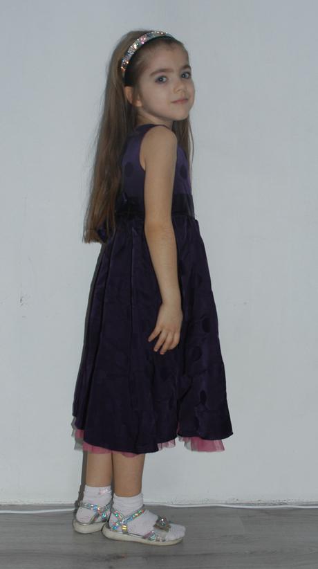 Slavnostní sváteční společenské dívčí šaty, cherokee,116