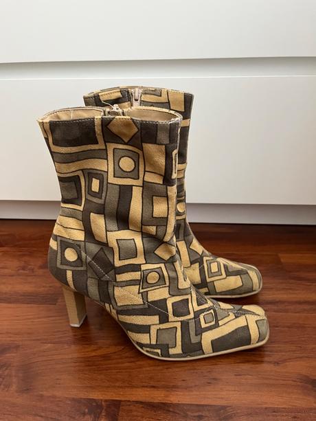 Nízké kozačky na podpatku, 40