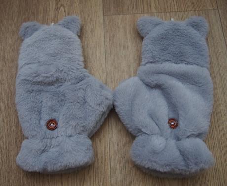 Dívčí rukavice nové, 134