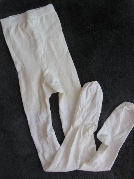 Smetanově bílé punčocháče se vzorečkem, 146