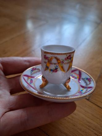 Porcelánový set hrníček a talířek miniatura, 