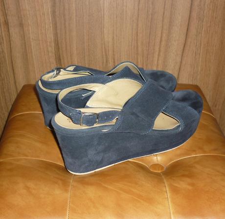 Tmavě modré kožené sandály na klínku tamaris, tamaris,39