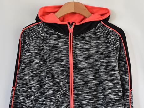 Mikina vel. 11 - 12 let, 152