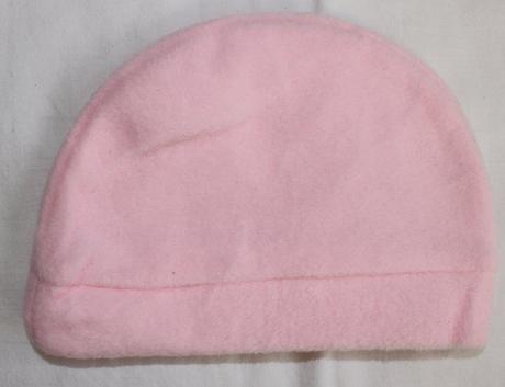 C88. flísová čepice, 62