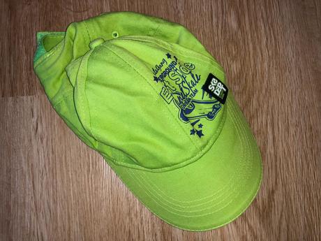 Zelená kšiltovka, 104