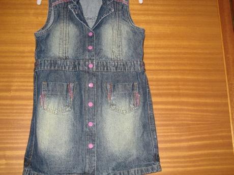 Minimálně nošené šaty vel.122-topolino, topolino,122