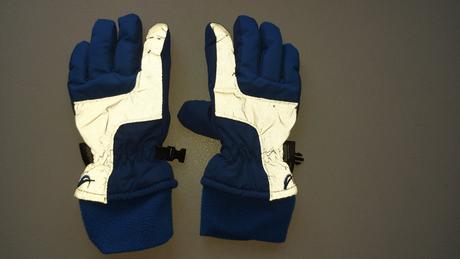 Rukavice s reflexními prvky, 110