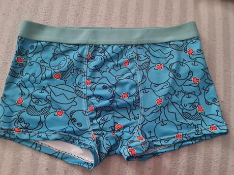 Plavkové boxerky, 146