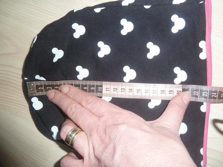 Oboustranná čepice, 98