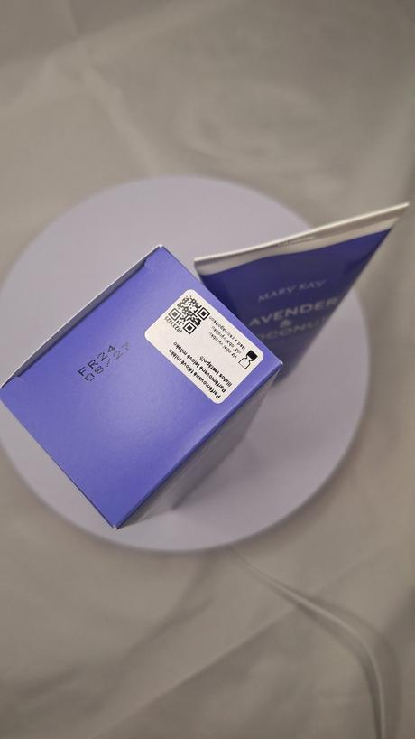 Parfémované tělové mléko lavender&coconut,