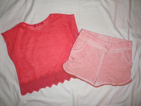 Krásný letní komplet, next,122