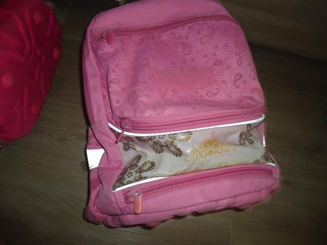 Batoh do školy,