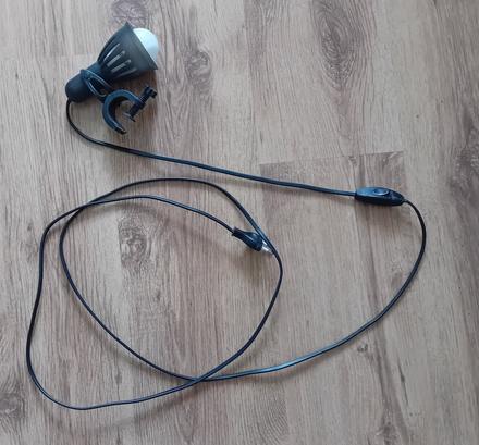 Svítidlo na čtení,