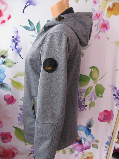 Dámská sofshellová outdoorová bunda s kapucí, c&a,s