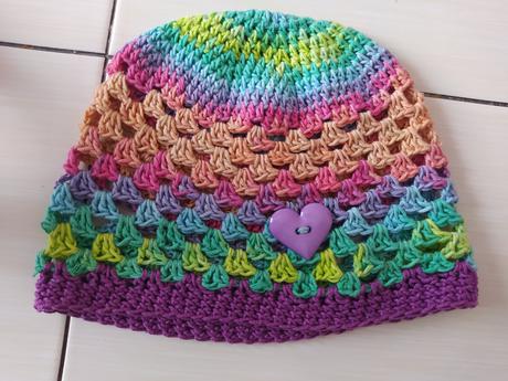 Háčkovaná dívčí čepice, obv. 47, 98