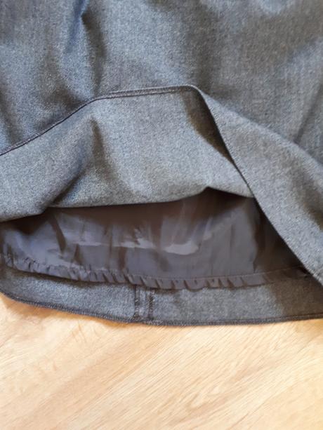 Peckovní jakoby tvídová šatovka, zara,110