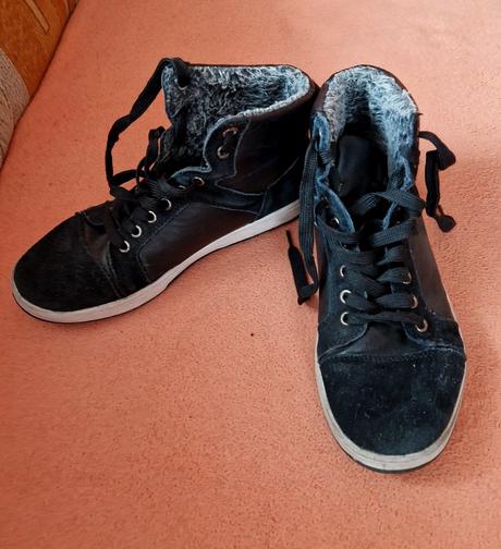 Kotníkové boty reaper - vel. 37, super stav, 37