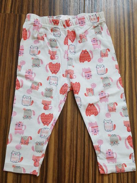 Legíny s kočkami, marks & spencer,68