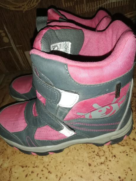 Boty zimní dívčí vel. 35, zn. bugga., 35