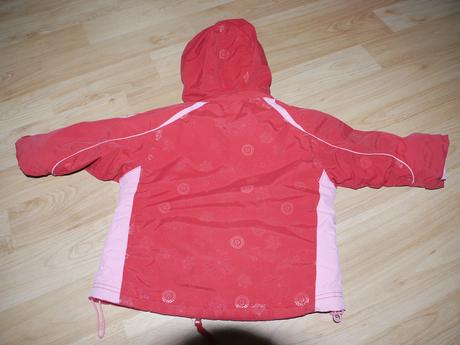 Cervena zimni souprava, tcm,86