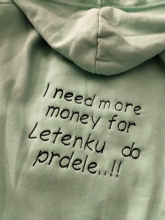 Mikina s originálním textem vel.m-l, amisu,m