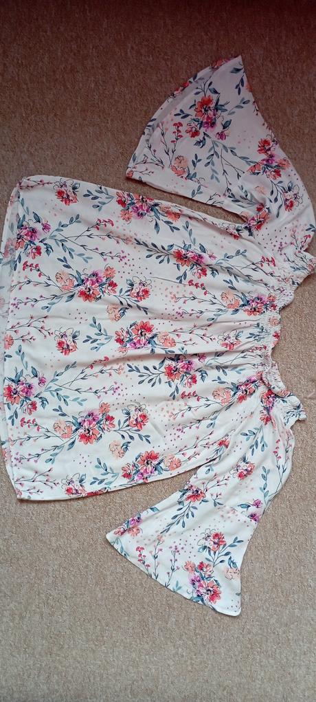 Tričko zn."page one young" vel."170/176", 176