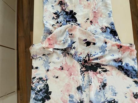 Květované šaty, vel m, mohito, povolený šev, mohito,m