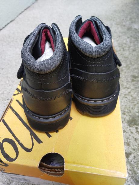 Nenošené dětské kožené boty dr. martens vel. 27, 27