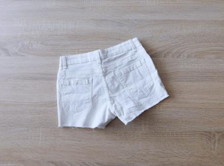 Kraťasy y.f.k vel.140/146, 140