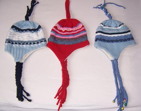 3 teplé čepice, 134