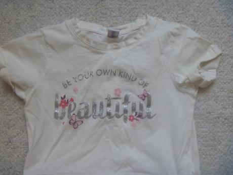 Béžovočervené šaty s krátkým rukávem vel. 134, takko,134