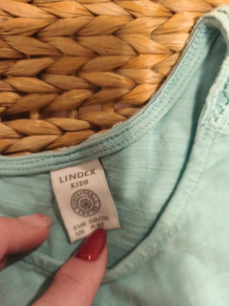 Mint top s krajkou na zádech lindex 110/116, lindex,116