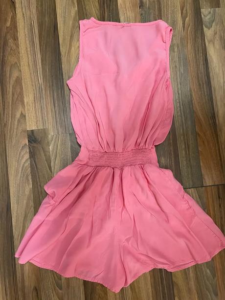 Kraťáskový overal s volánky, vel xs-s, miss selfr, miss selfridge,xs