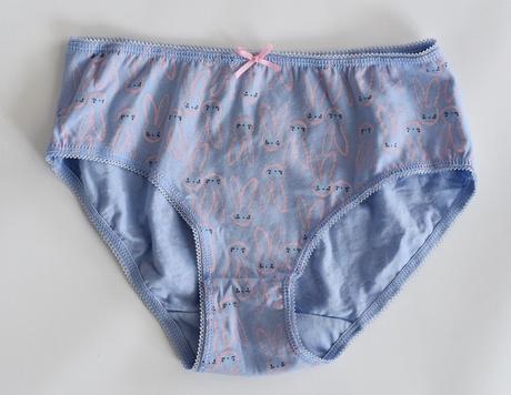 Kalhotky vel. 6 - 7 let, nutmeg,122