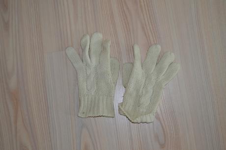 Bavlněné rukavice, 104