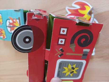 Hasičská stanice papírová,