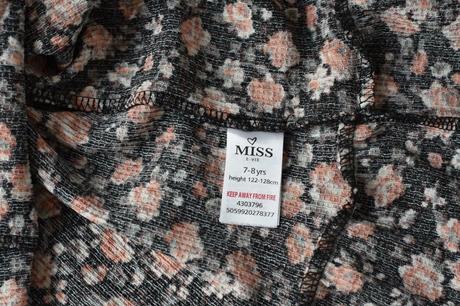 Šaty vel. 7 - 8 let, 128