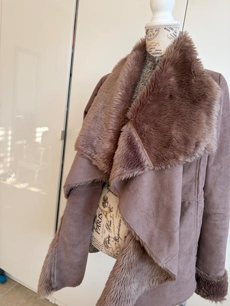 Teply kabat s koziskem oasis s + tricko bershka m, s